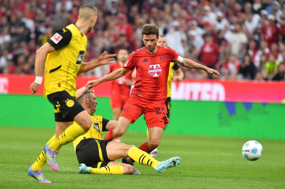 球迷们不仅 球迷们不仅